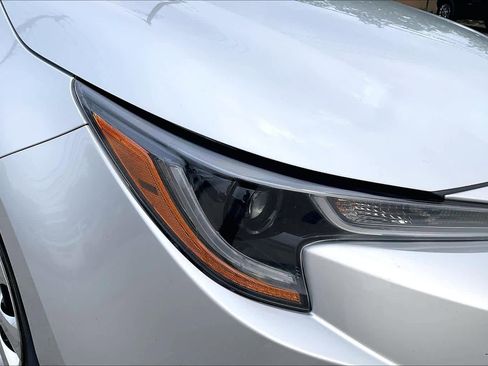 Used 2024 Toyota Corolla LE FWD image 27