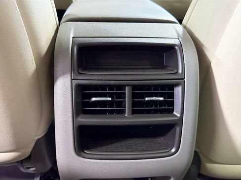 Used 2018 Cadillac XT5 Luxury AWD/4WD image 27