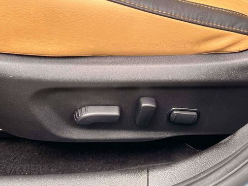 Used 2024 Nissan Sentra SV w/ SV Premium Package FWD image 16