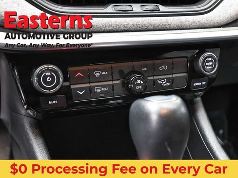 Used 2024 Jeep Compass Latitude AWD/4WD image 20
