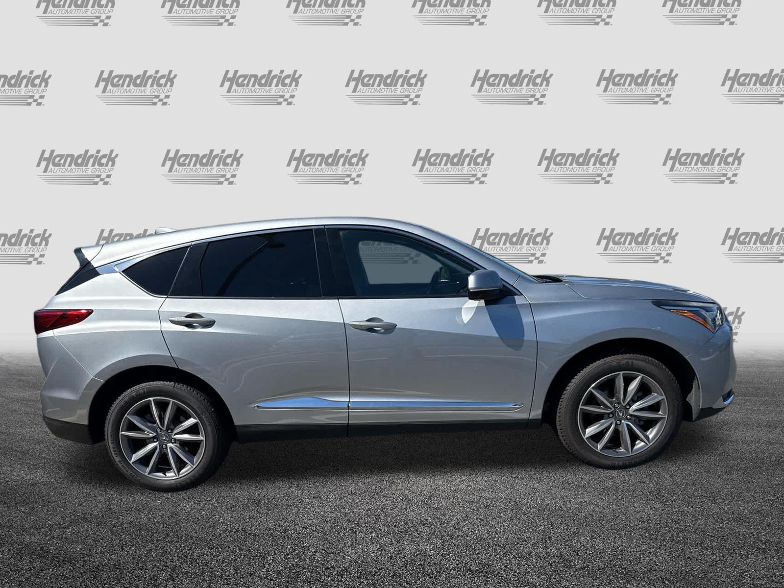Used 2023 Acura RDX w/ Technology Package AWD/4WD image 5