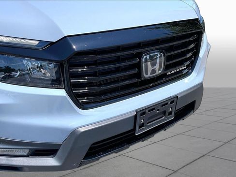 Certified 2024 Honda Passport Black Edition image 30
