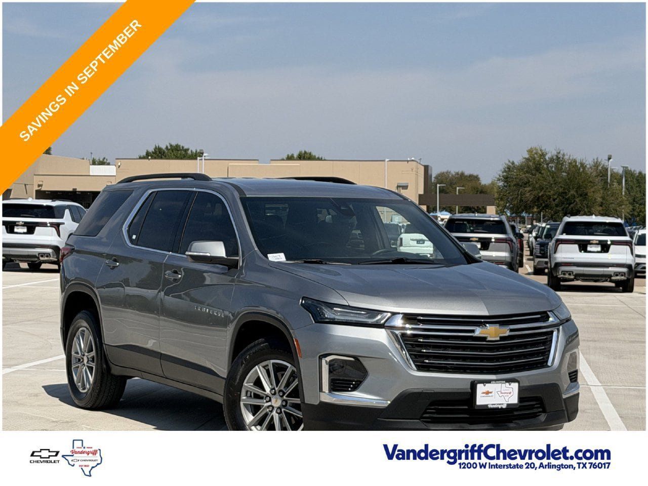 Certified 2023 Chevrolet Traverse LT FWD image 2