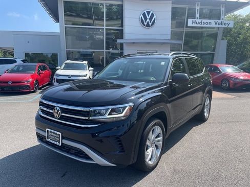 Certified 2022 Volkswagen Atlas SE image 1