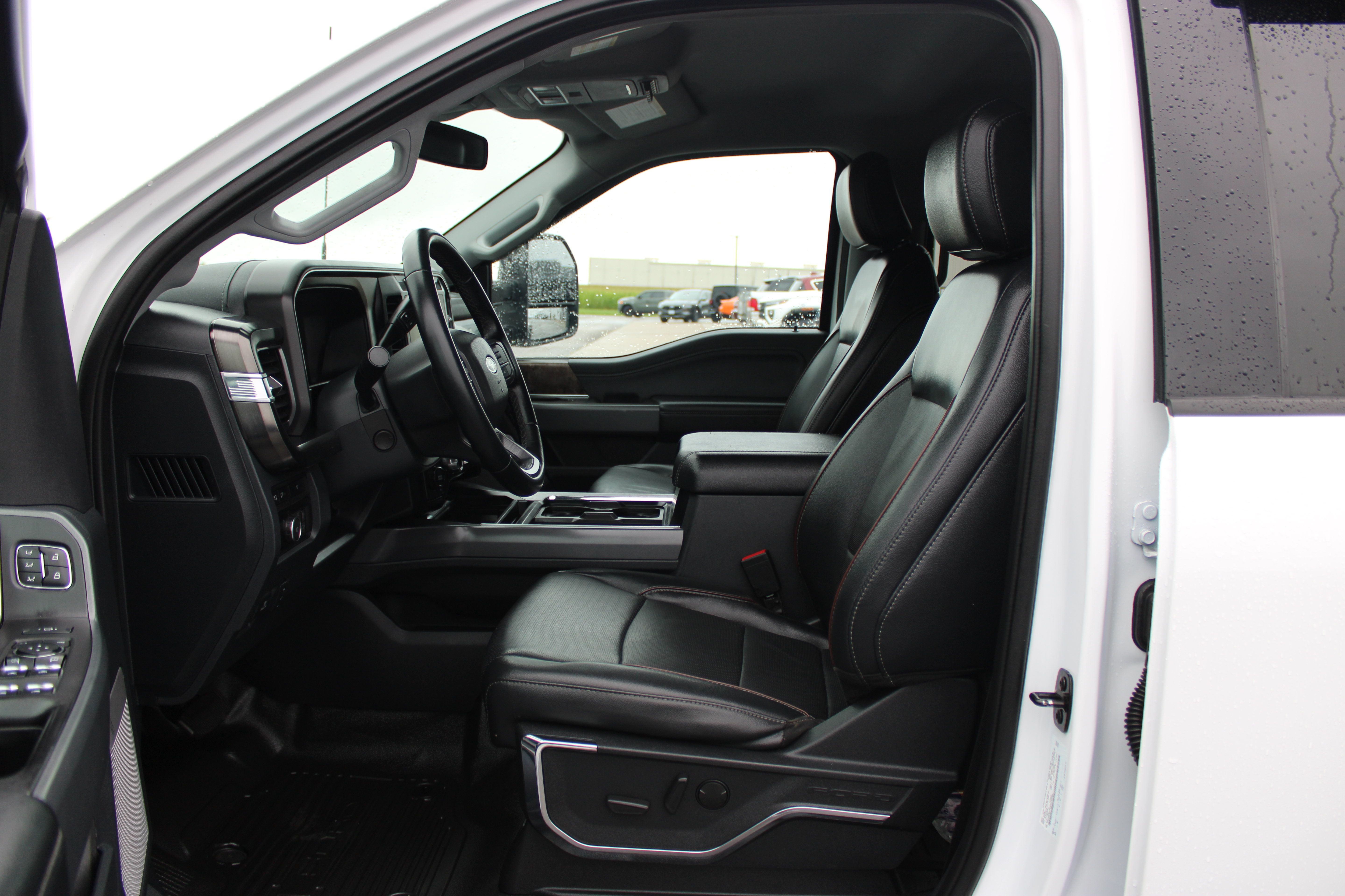 Used 2024 Ford F450 Lariat AWD/4WD image 15