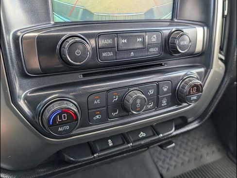 Used 2018 Chevrolet Silverado 1500 LT w/ All Star Edition AWD/4WD image 16