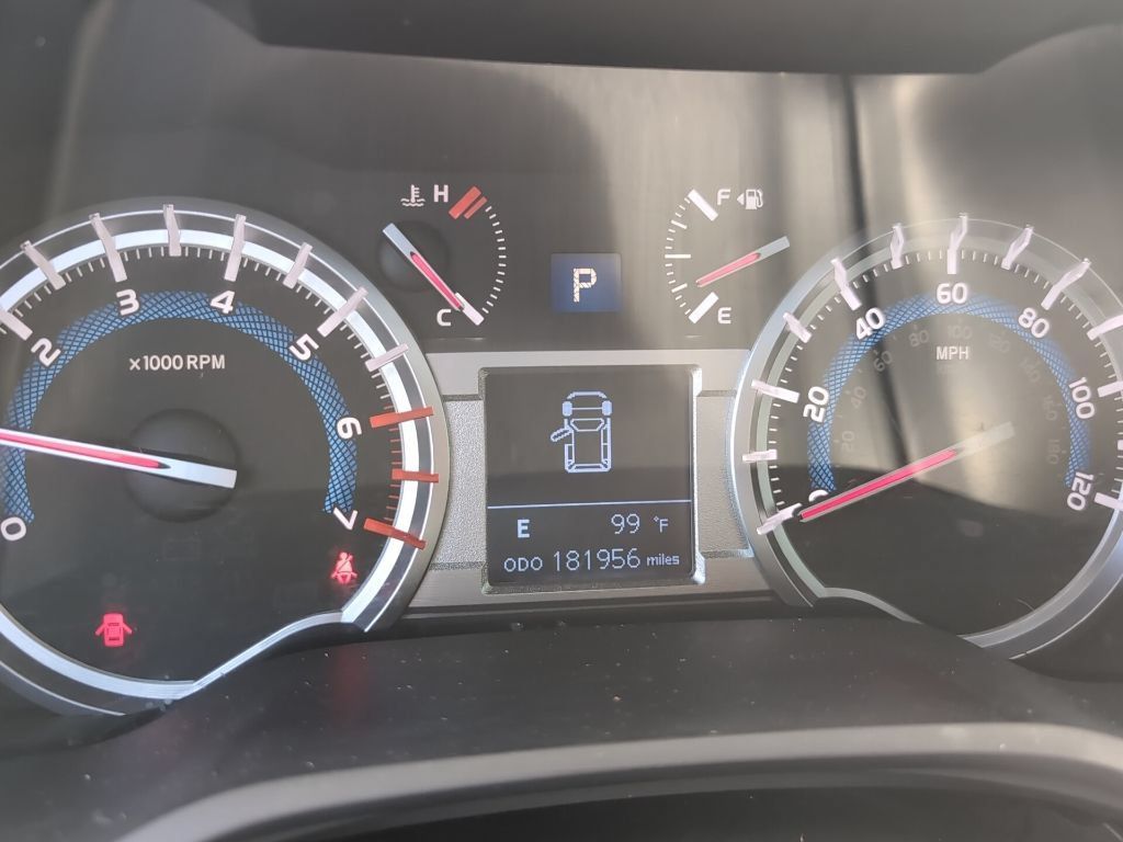 Used 2016 Toyota 4Runner SR5 Premium AWD/4WD image 14