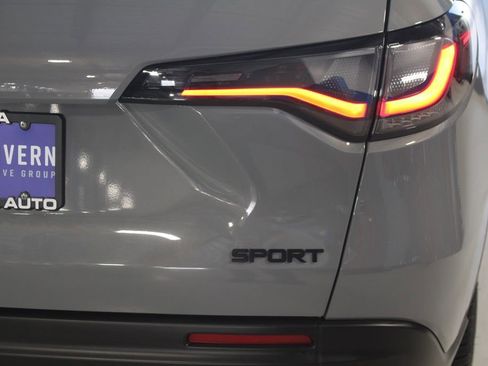 Used 2025 Honda HR-V Sport image 45