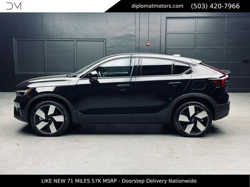 Used 2024 Volvo C40 P8 Recharge Plus w/ Climate Package RWD image 4