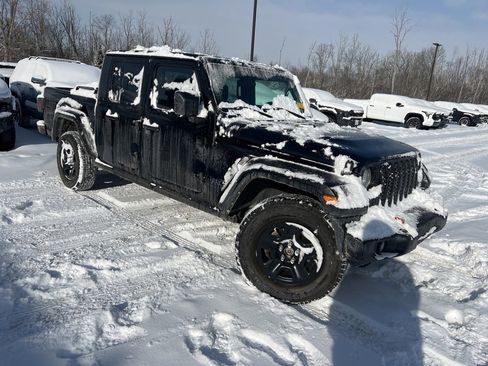 Used 2021 Jeep Gladiator Sport w/ Trailer Tow Package image 1
