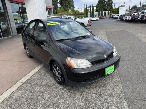 Used 2002 Toyota Echo Sedan FWD image 9