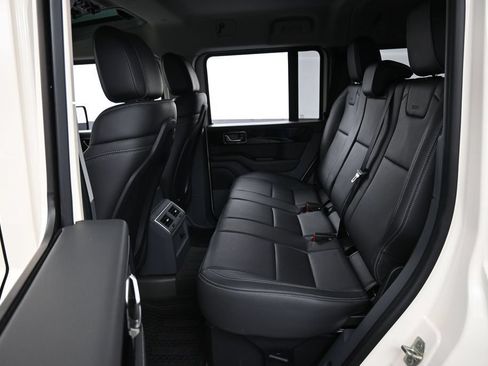 Used 2024 INEOS Grenadier AWD/4WD image 28