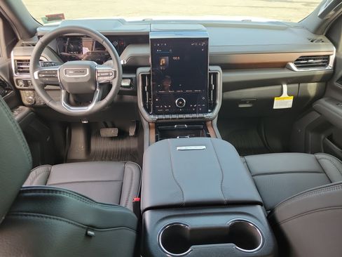 New 2026 GMC Yukon XL Denali w/ Sun & Power Step Package image 3