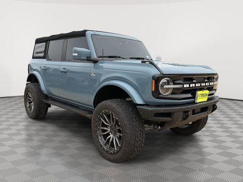 Used 2022 Ford Bronco Outer Banks AWD/4WD image 1