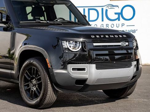 Used 2023 Land Rover Defender 110 AWD/4WD image 5