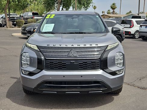 Used 2022 Mitsubishi Outlander SE AWD/4WD image 2