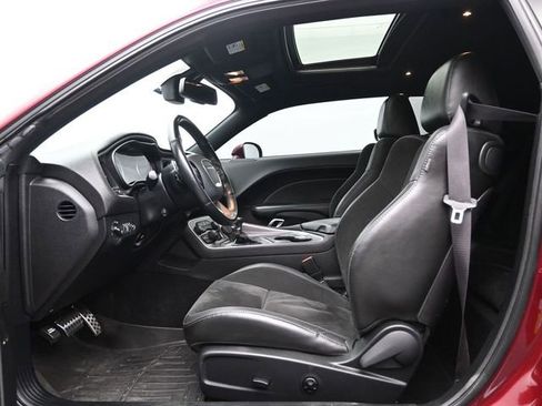 Used 2019 Dodge Challenger R/T Scat Pack w/ Dynamics Package RWD image 24