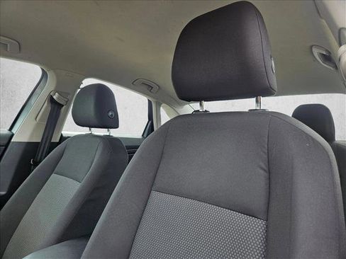 Used 2019 Volkswagen Jetta SE FWD image 11