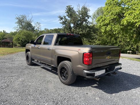 Used 2015 Chevrolet Silverado 1500 LTZ Z71 w/ LTZ Plus Package AWD/4WD image 7