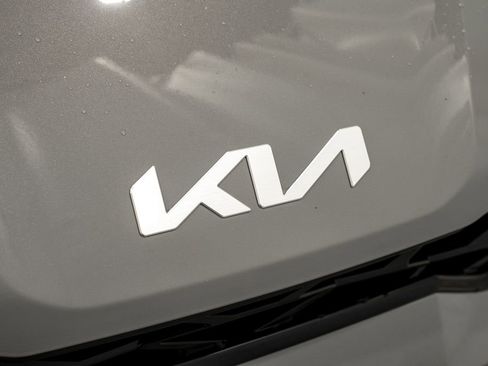 New 2026 Kia K5 GT-Line image 3