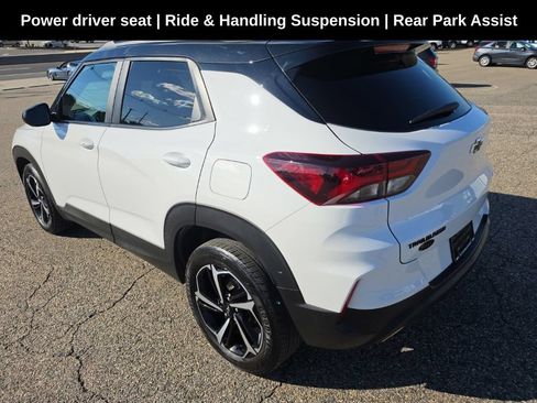 Used 2023 Chevrolet TrailBlazer RS w/ Convenience Package FWD image 5