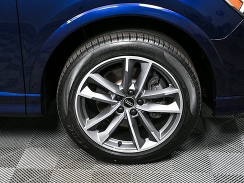 Certified 2025 Audi Q3 2.0T Premium image 37