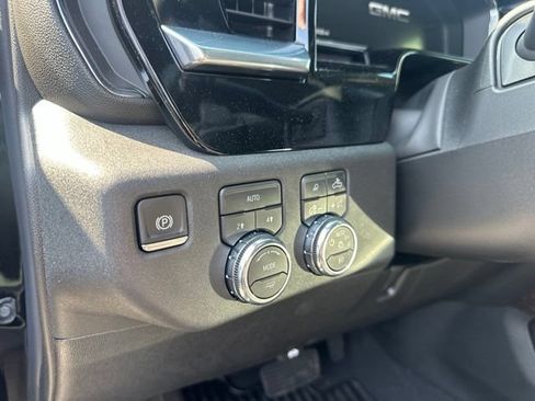 Used 2026 GMC Sierra 1500 Elevation w/ Preferred Package AWD/4WD image 30