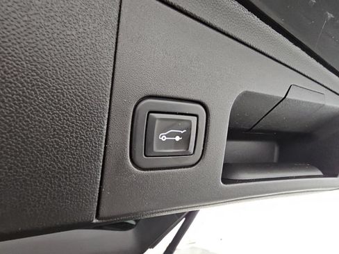 Used 2021 Cadillac XT5 Luxury FWD image 36