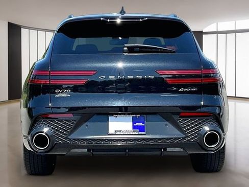 Used 2023 Genesis GV70 3.5T Sport w/ Sport Prestige Package AWD/4WD image 5