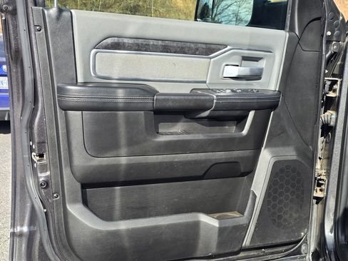 Used 2019 RAM 2500 Big Horn image 45