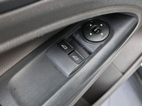 Used 2020 Ford Transit Connect XL image 19