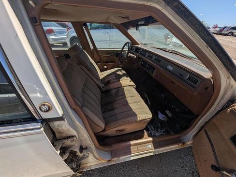 Used 1988 Buick Le Sabre Custom FWD image 29