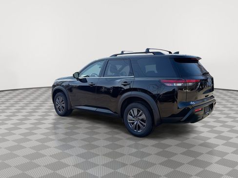 New 2026 Nissan Pathfinder SV image 7