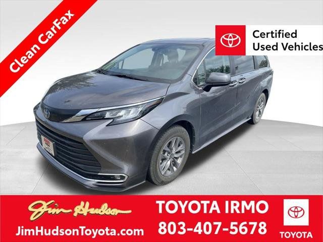 Certified 2023 Toyota Sienna XLE w/ XLE Plus Package FWD image 1