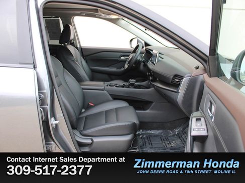 Used 2023 Nissan Rogue SV w/ SV Premium Package image 20