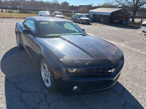 Used 2011 Chevrolet Camaro LT image 3