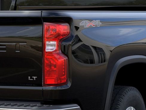 New 2026 Chevrolet Silverado 2500 LT AWD/4WD image 12
