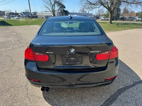 Used 2014 BMW 328i xDrive Sedan AWD/4WD image 8