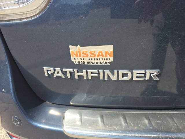 Used 2015 Nissan Pathfinder Platinum FWD image 6