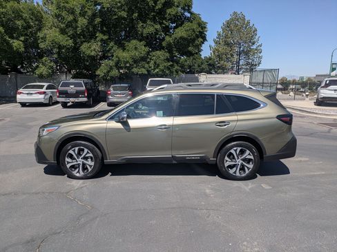 Used 2022 Subaru Outback Touring w/ Tech Package 2 AWD/4WD image 9