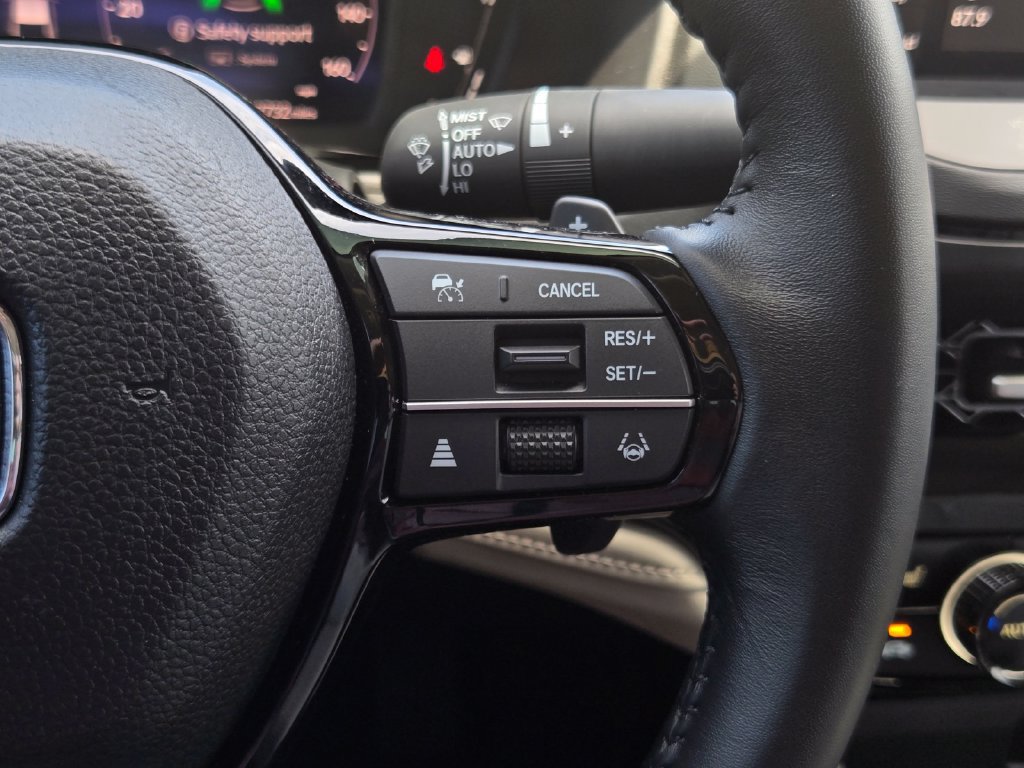 Used 2024 Honda Accord Touring image 25