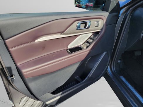 New 2026 Ford Explorer Platinum image 20