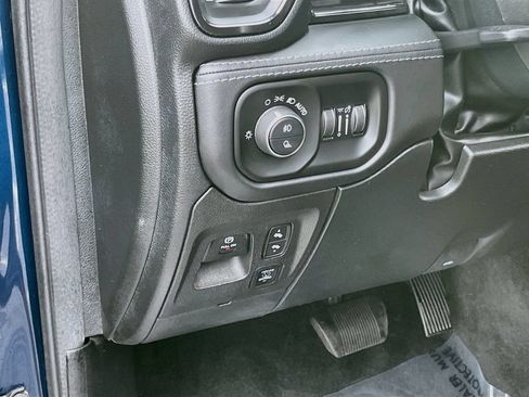 Used 2022 RAM 1500 Limited AWD/4WD image 10