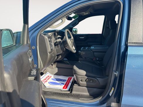 Used 2024 Chevrolet Silverado 1500 Custom image 9