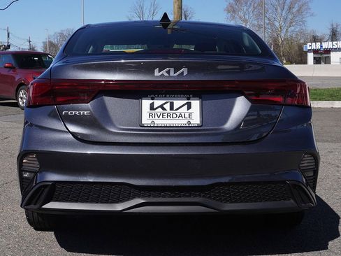 Used 2023 Kia Forte LXS w/ LXS Technology Package image 10