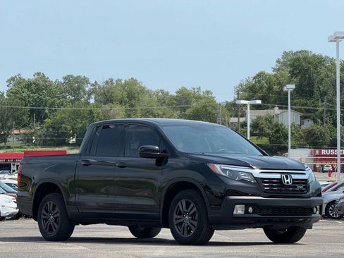 Used 2019 Honda Ridgeline Sport image 1