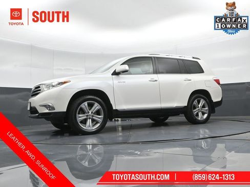 Used 2013 Toyota Highlander Limited image 45