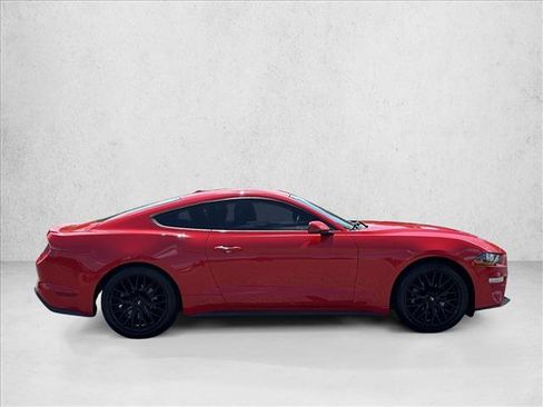 Used 2018 Ford Mustang Premium w/ Equipment Group 201A RWD image 4