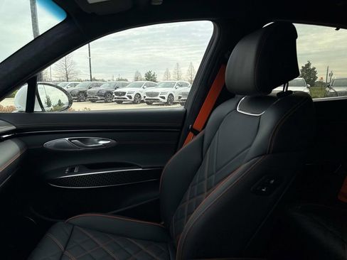 New 2026 Genesis GV70 3.5T Sport Prestige image 18