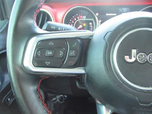Used 2021 Jeep Gladiator Rubicon AWD/4WD image 27